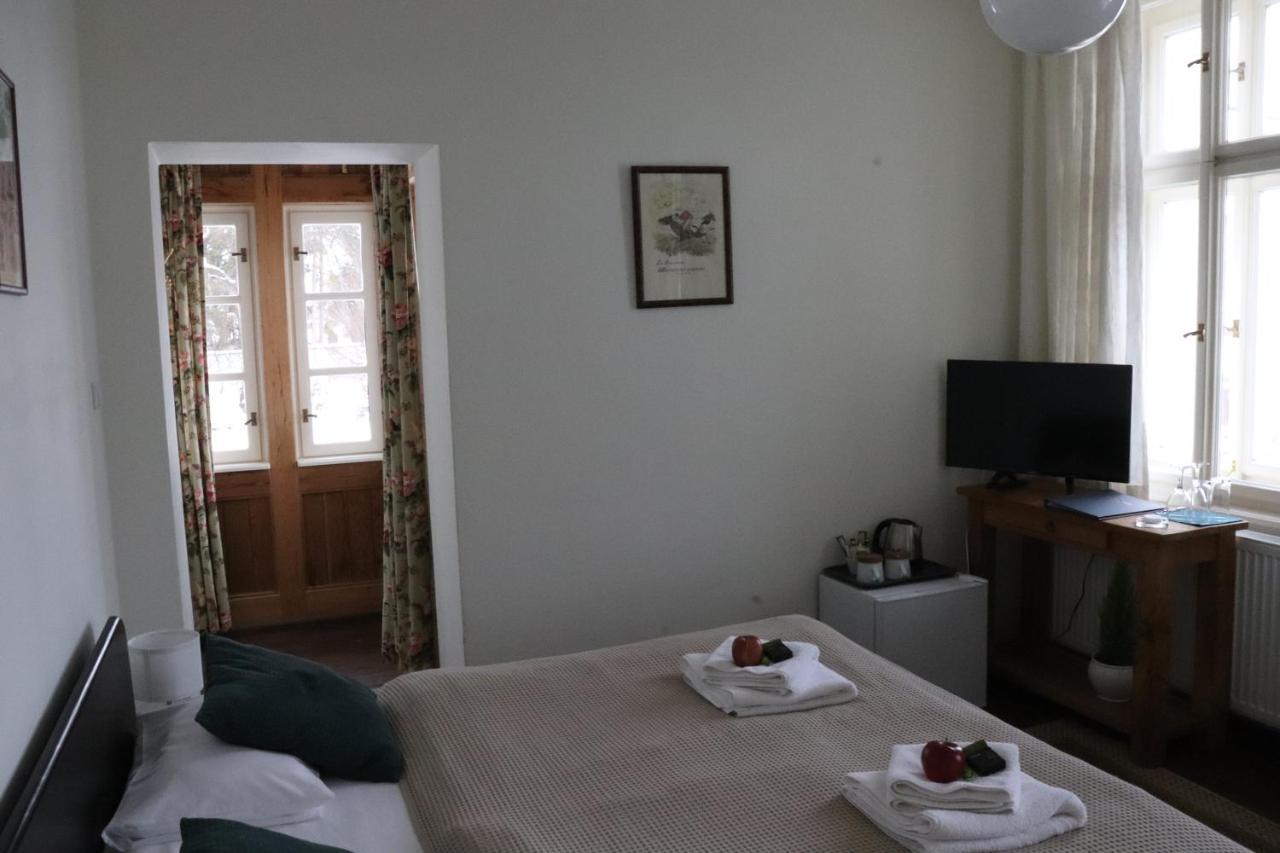 Penzion Vila Elektra เบคีนิเย ภายนอก รูปภาพ