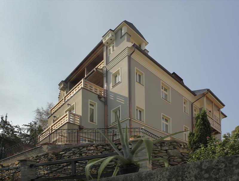 Penzion Vila Elektra เบคีนิเย ภายนอก รูปภาพ